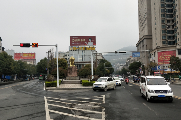 &#20247;&#24425;&#23448;&#32593;&#45;&#40;&#20013;&#22269;&#41;&#32929;&#20221;&#26377;&#38480;&#20844;&#21496;